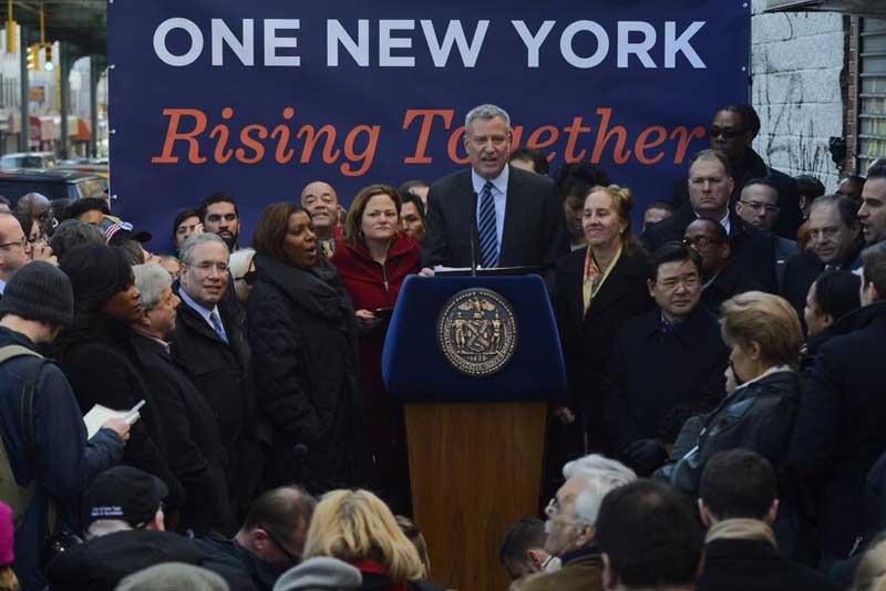 Mayor de Blasio at a paid sick leave rally