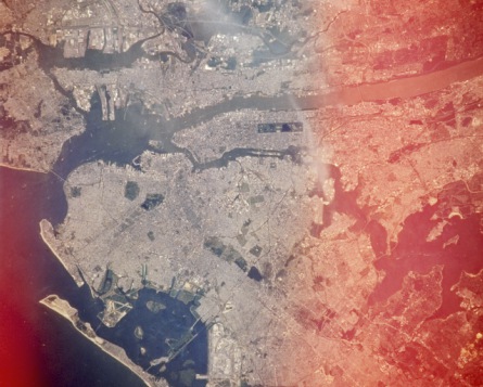 new-york-city-from-space-large